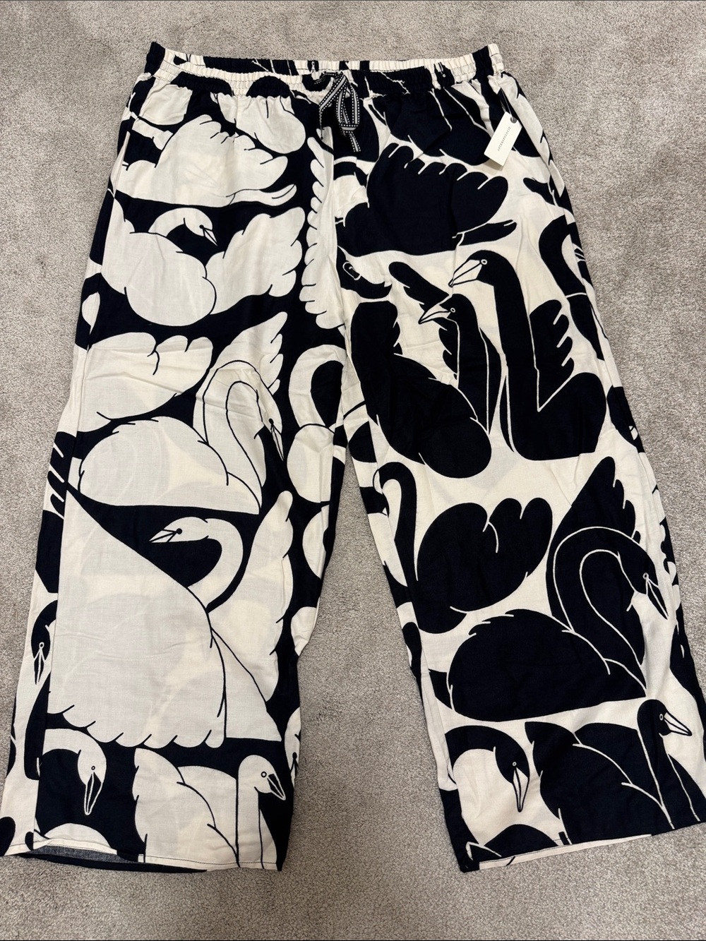 Black & White Graphic Wide-Leg anthropology Pants - XL